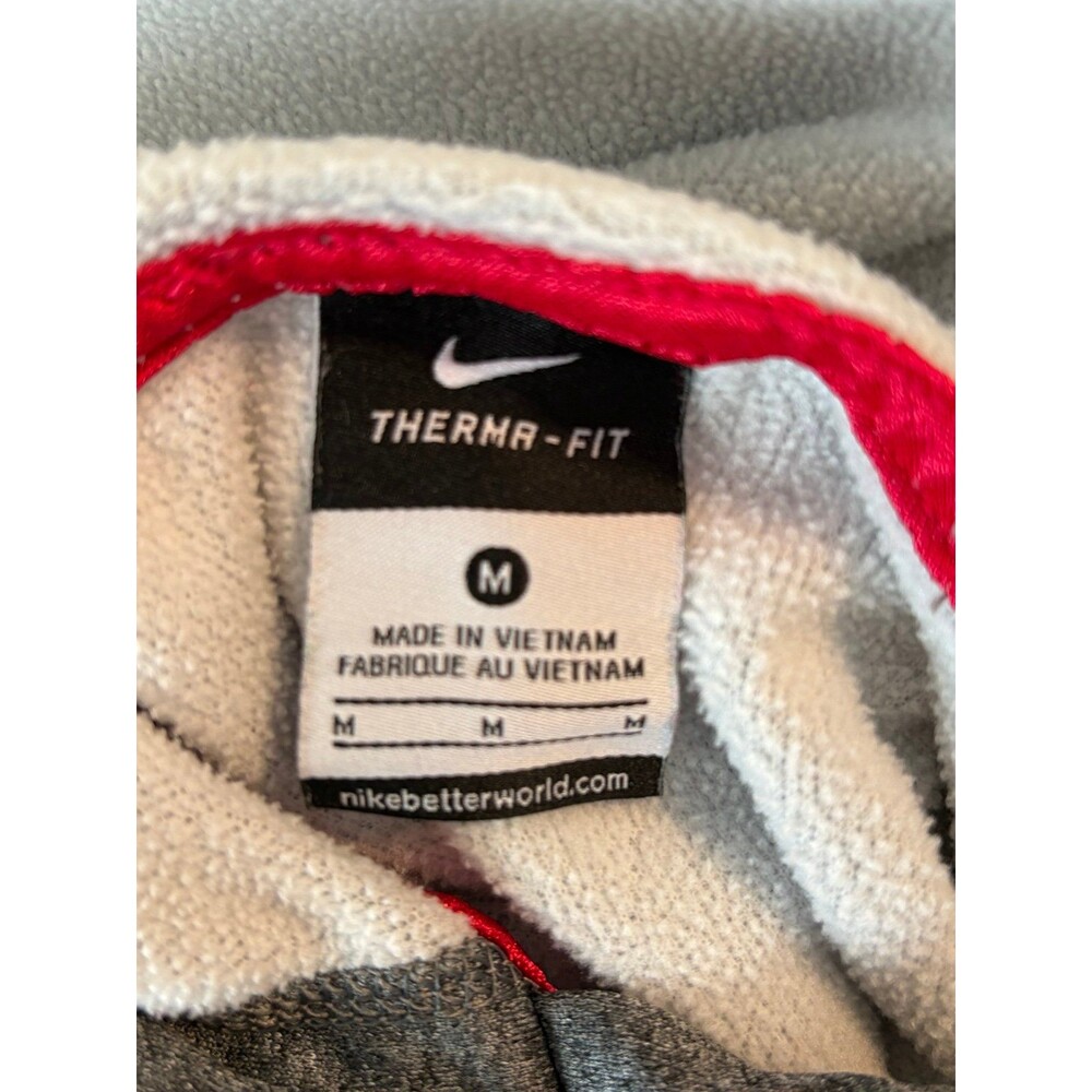 Women’s Size M Nike Thermal Fit Hoodie - Picture 3 of 3